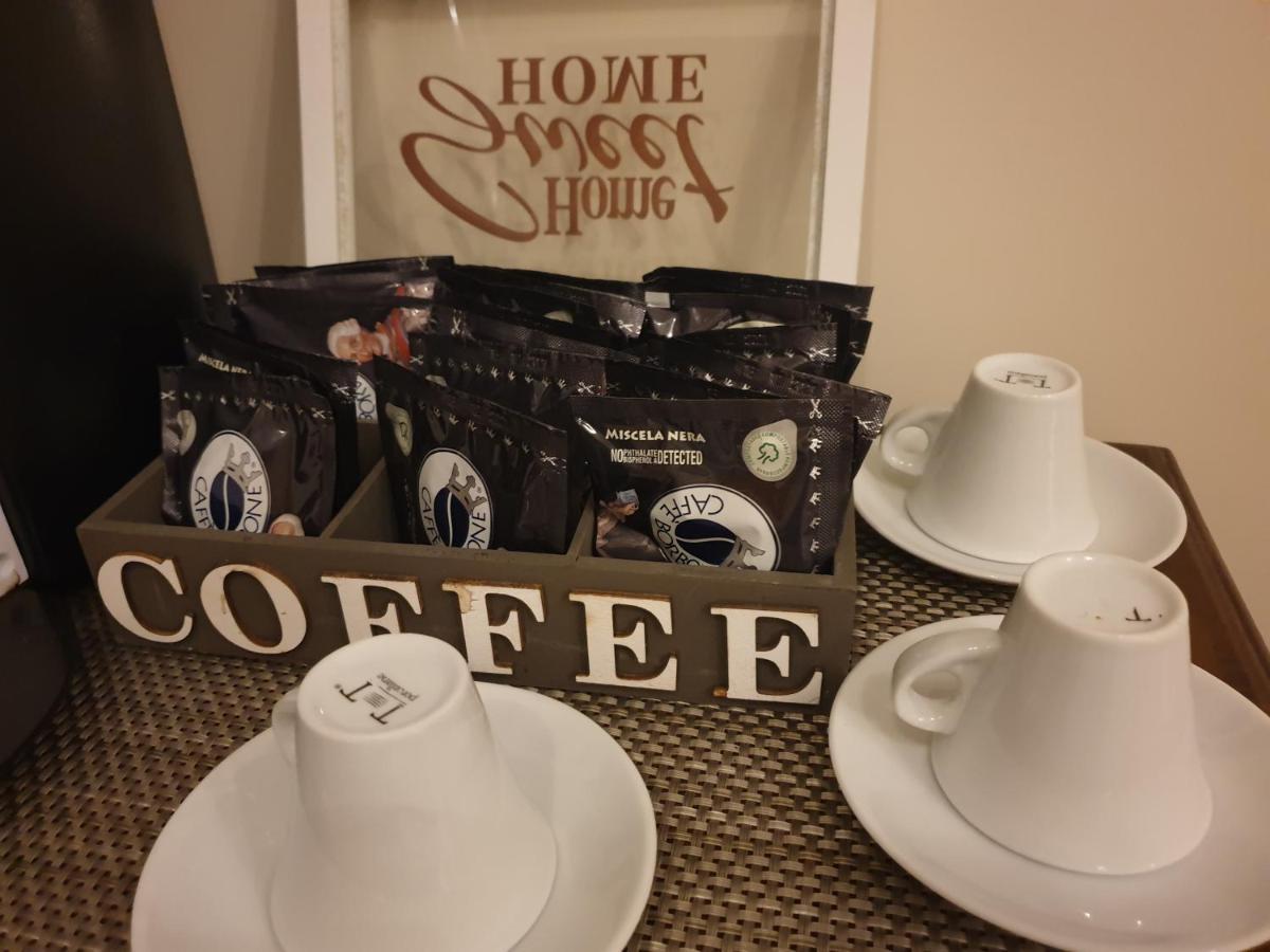 Residenza D'Epoca B&B Celeste カゼルタ エクステリア 写真