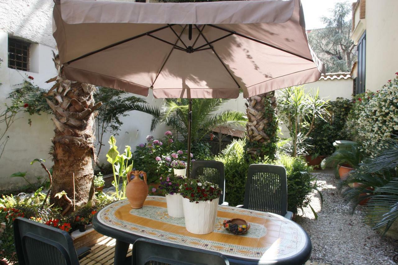Residenza D'Epoca B&B Celeste カゼルタ エクステリア 写真