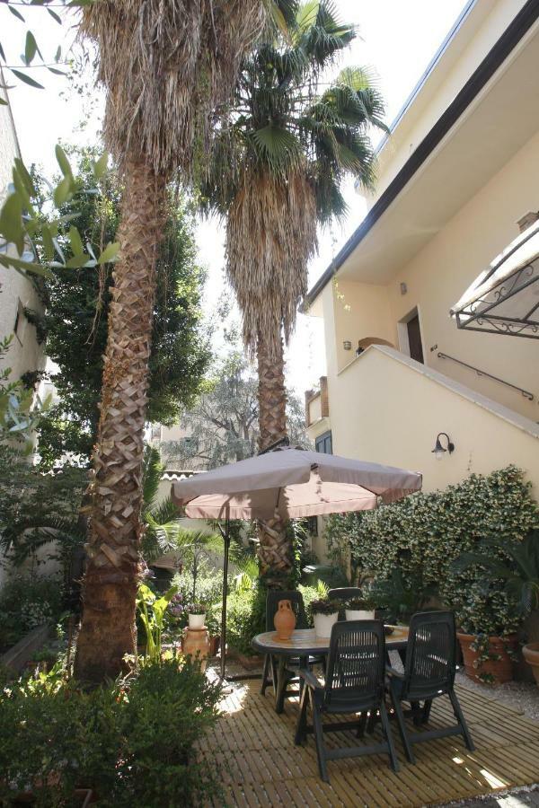 Residenza D'Epoca B&B Celeste カゼルタ エクステリア 写真