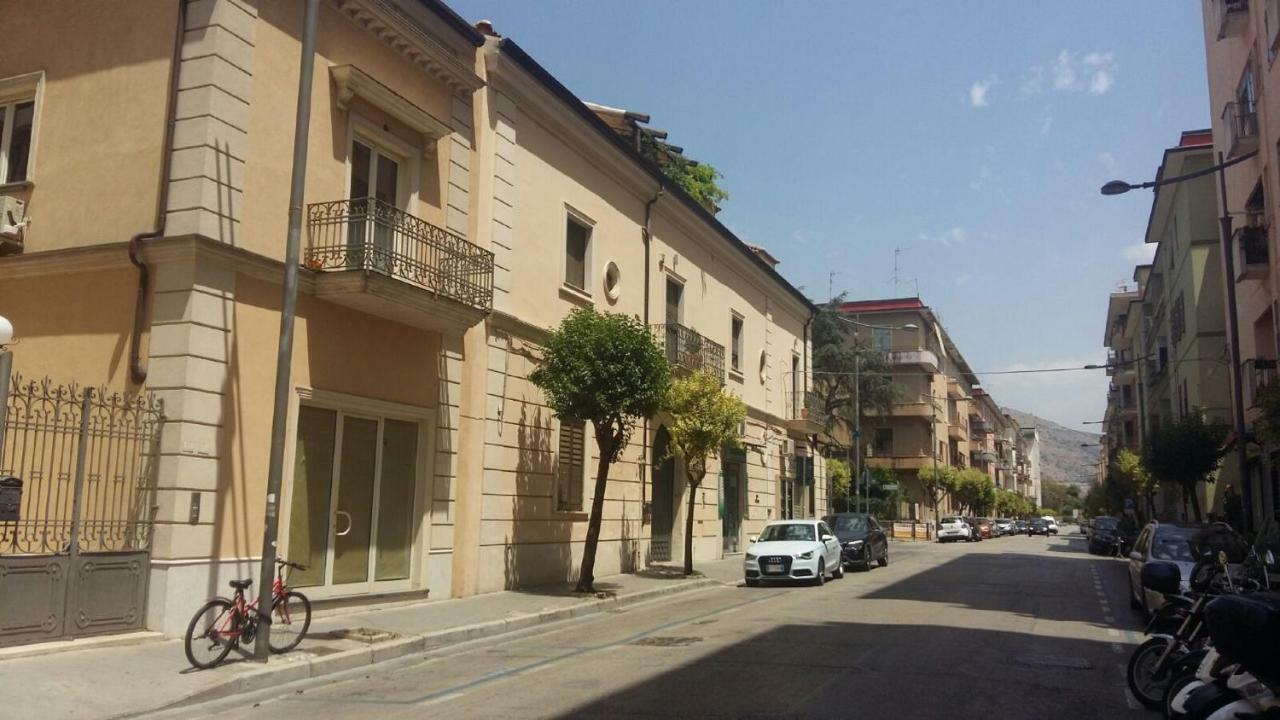 Residenza D'Epoca B&B Celeste カゼルタ エクステリア 写真