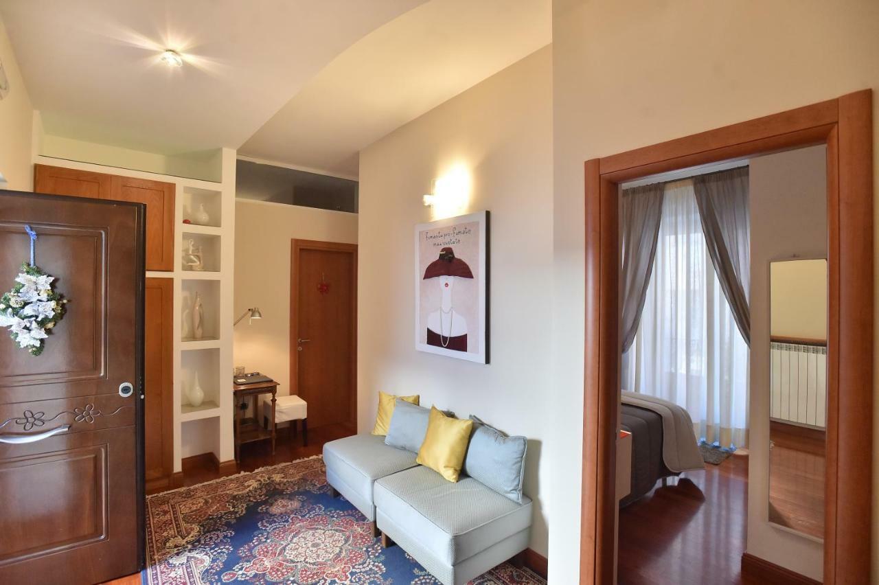 Residenza D'Epoca B&B Celeste カゼルタ エクステリア 写真